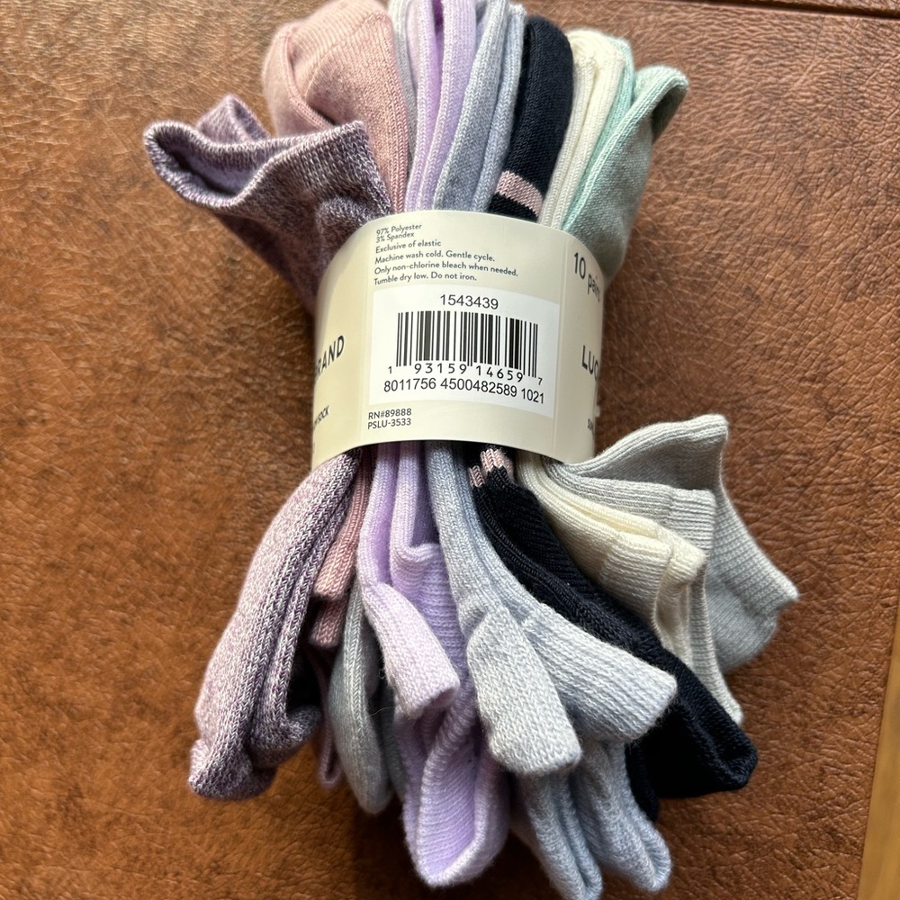 Lucky Brand super soft, no-show sock – eight pairs, new with tags